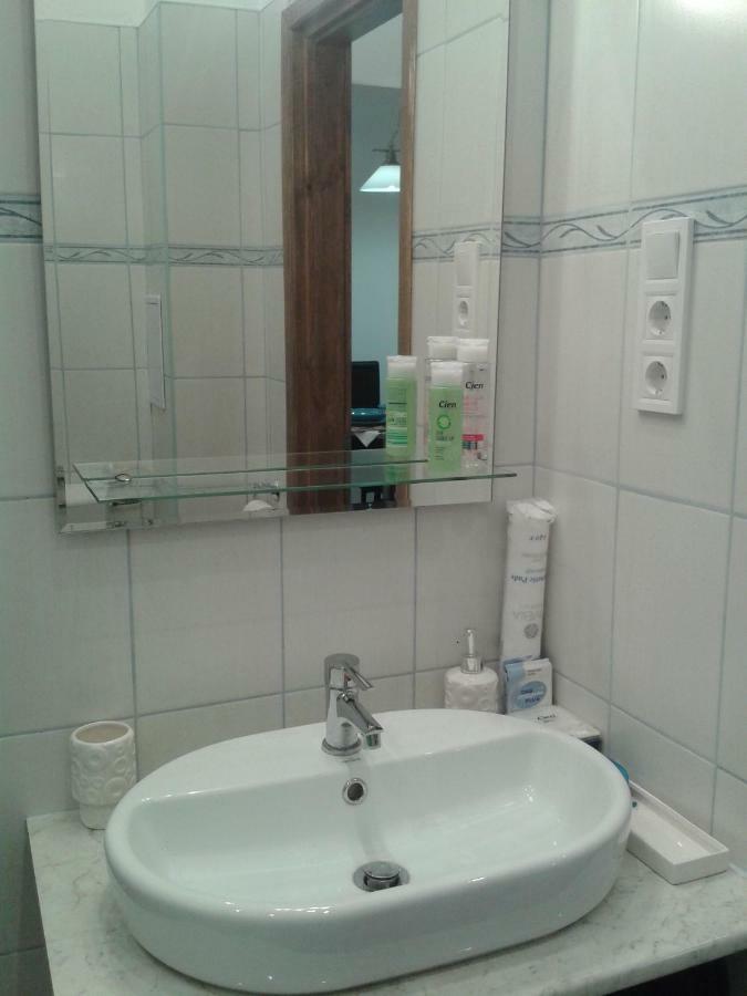 Lily Apartman Budapeste Exterior foto